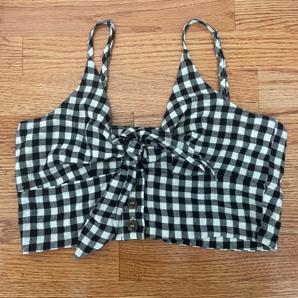 Gingham cropped tank with tie from “By clothing”. Size Small